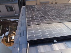 埼玉県吉川市　S様邸　《太陽光設置工事》